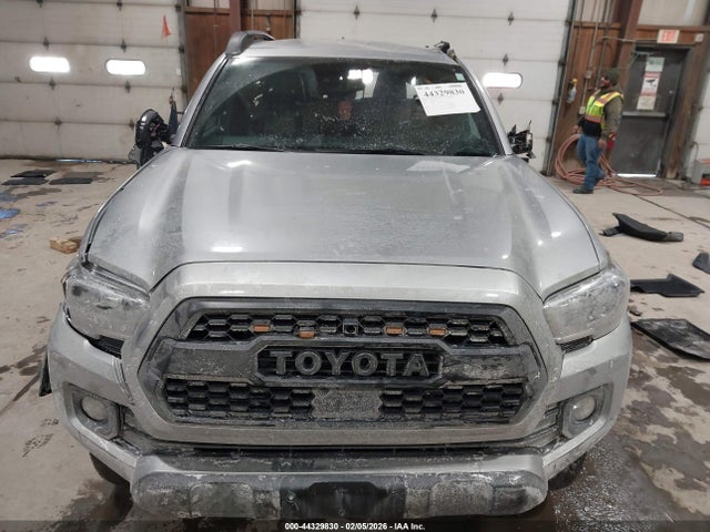 2022 Toyota Tacoma Trd Off Road მანქანა იყიდება აუქციონზე, vin: 3TYCZ5AN3NT069221, აუქციონის ნომერი: 44329830
