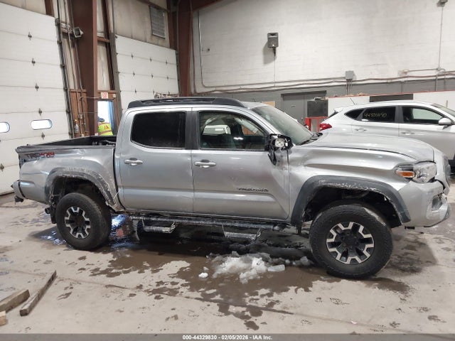 2022 Toyota Tacoma Trd Off Road მანქანა იყიდება აუქციონზე, vin: 3TYCZ5AN3NT069221, აუქციონის ნომერი: 44329830