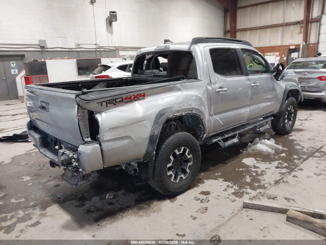 2022 Toyota Tacoma Trd Off Road მანქანა იყიდება აუქციონზე, vin: 3TYCZ5AN3NT069221, აუქციონის ნომერი: 44329830