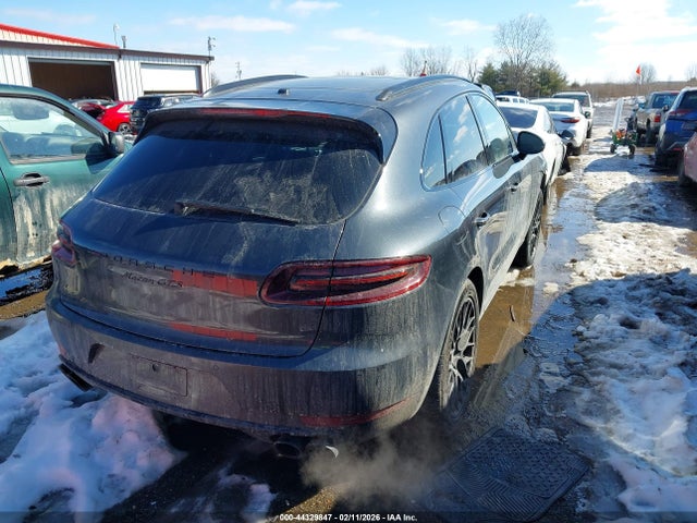 2018 PORSCHE MACAN WP1AG2A52JLB63107 Photo 3
