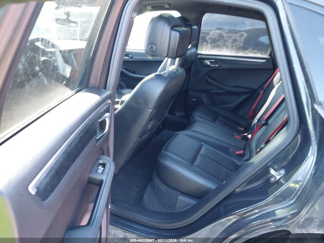 2018 PORSCHE MACAN WP1AG2A52JLB63107 Photo 7