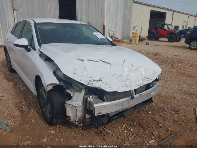 Продажа на аукционе авто 2022 Kia K5 Lx, vin: 5XXG24J21NG119844, номер лота: 44329882