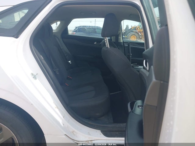 Продажа на аукционе авто 2022 Kia K5 Lx, vin: 5XXG24J21NG119844, номер лота: 44329882