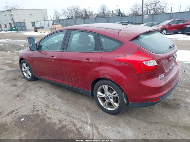 Ford FOCUS SE 2014 1FADP3K20EL239198 Image 3