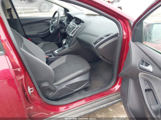 Ford FOCUS SE 2014 1FADP3K20EL239198 Image 5