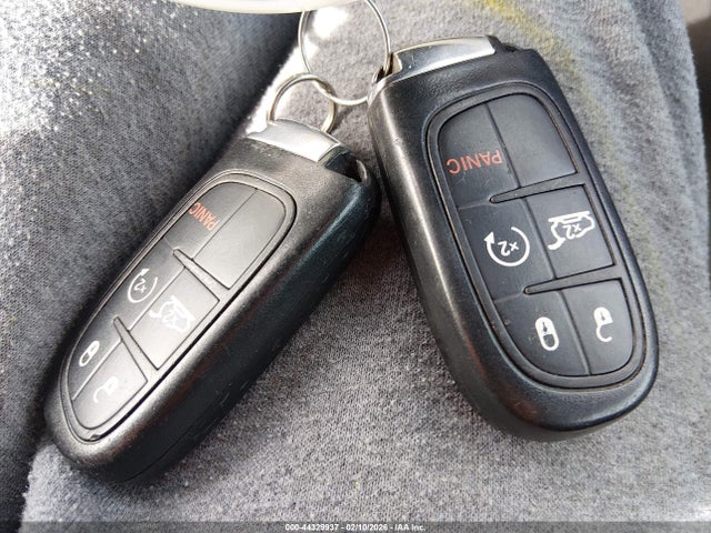 Jeep Cherokee Latitude 2015 1C4PJMCBXFW614902 Image 11