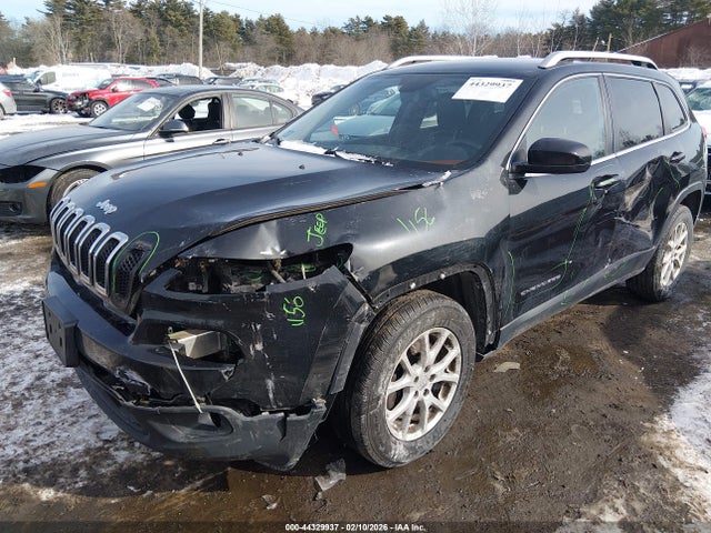 Jeep Cherokee Latitude 2015 1C4PJMCBXFW614902 Image 2