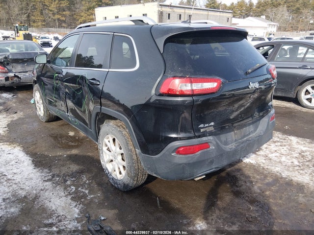 Jeep Cherokee Latitude 2015 1C4PJMCBXFW614902 Image 3