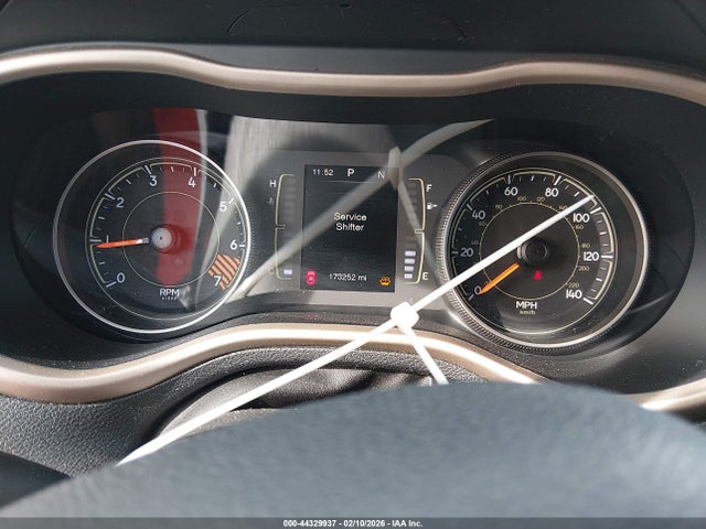Jeep Cherokee Latitude 2015 1C4PJMCBXFW614902 Image 7