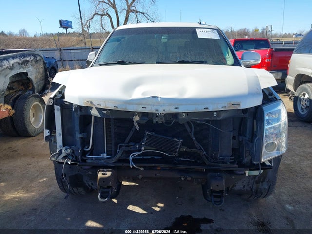 Aukcja sprzedaży 2010 Cadillac Escalade Premium, vin: 1GYUKCEFXAR210607, numer aukcji: 44329956