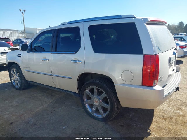 Aukcja sprzedaży 2010 Cadillac Escalade Premium, vin: 1GYUKCEFXAR210607, numer aukcji: 44329956