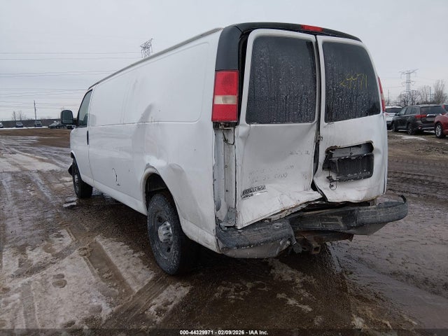 2013 CHEVROLET EXPRESS 2500 1GCWGGCA7D1124561 Photo 2