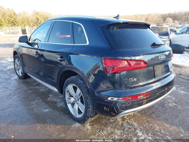 2018 AUDI Q5 WA1BNAFY1J2092684 Photo 2