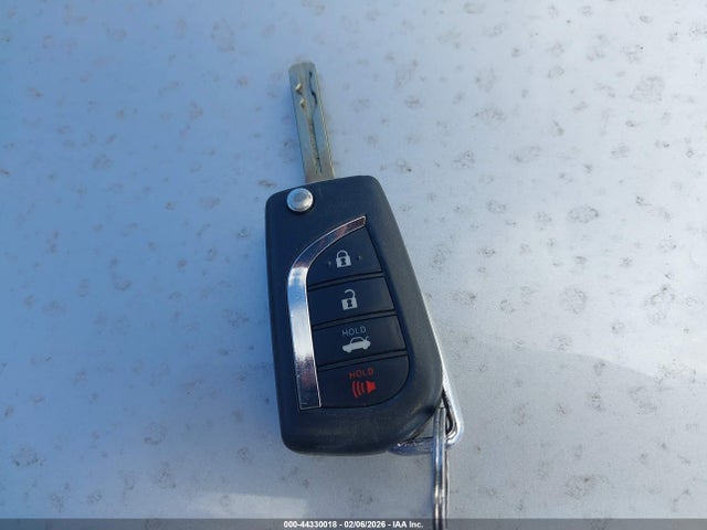 JTDS4MCE1NJ085654 Toyota COROLLA SE