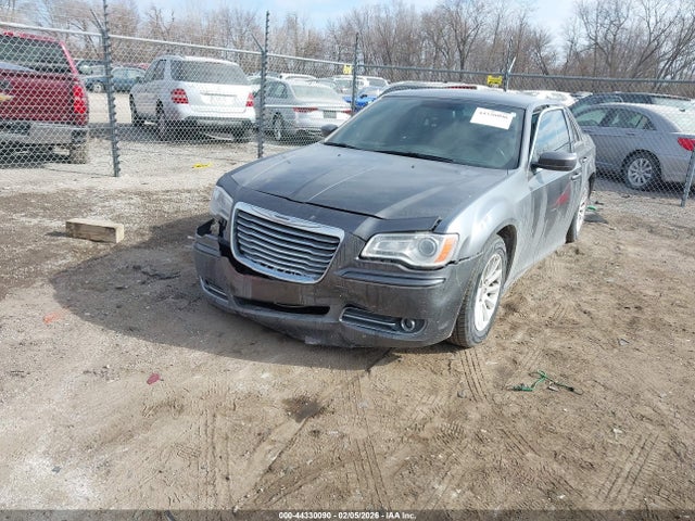 Продаж на аукціоні авто 2013 Chrysler 300 Motown, vin: 2C3CCAAG3DH543113, номер лоту: 44330090