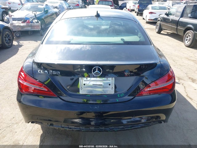 Mercedes-Benz CLA 250 2018 WDDSJ4EB0JN508034 Image 17