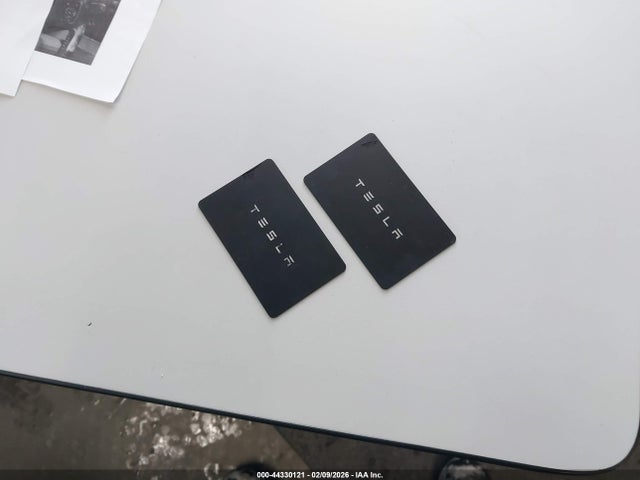 2024 TESLA MODEL Y 7SAYGDEE2RA217333 Photo 10