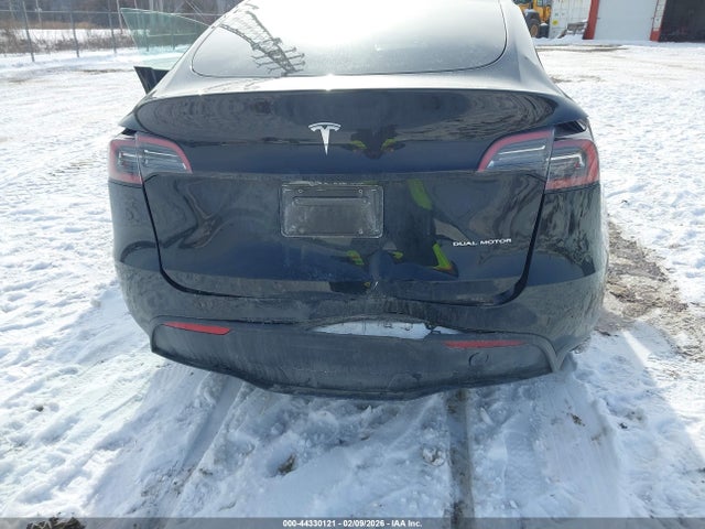 2024 TESLA MODEL Y 7SAYGDEE2RA217333 Photo 5