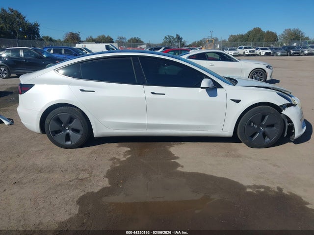 5YJ3E1EB4NF261736 Tesla Model 3 Long Range Dual Motor All-wheel Drive