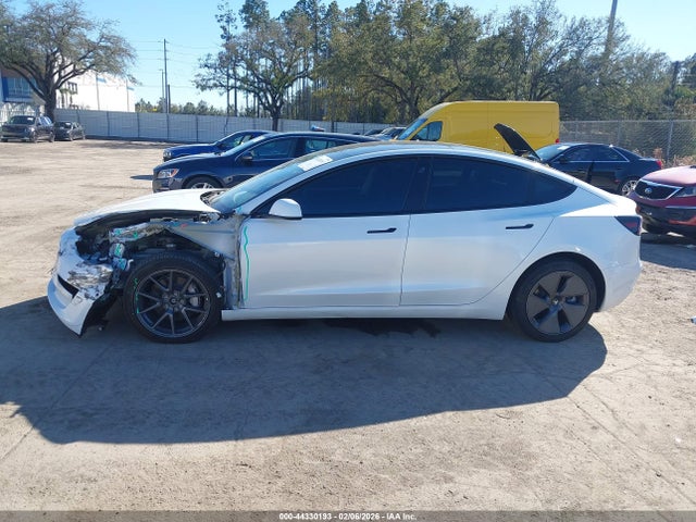 5YJ3E1EB4NF261736 Tesla Model 3 Long Range Dual Motor All-wheel Drive