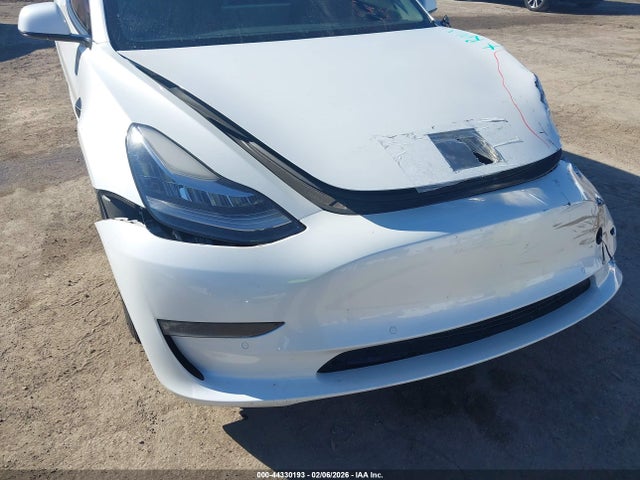 5YJ3E1EB4NF261736 Tesla Model 3 Long Range Dual Motor All-wheel Drive