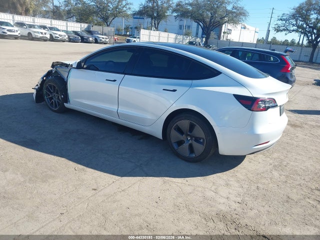 2022 TESLA MODEL 3 5YJ3E1EB4NF261736 Photo 2