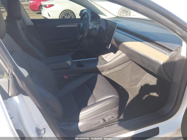 2022 TESLA MODEL 3 5YJ3E1EB4NF261736 Photo 4