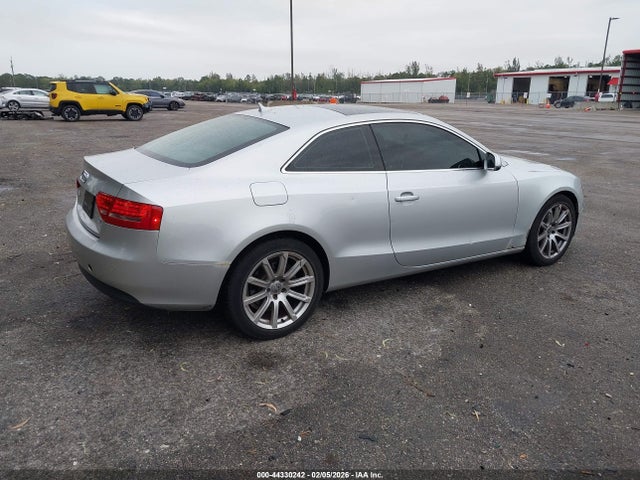 2011 AUDI A5 WAURFAFR6BA040563 Photo 3