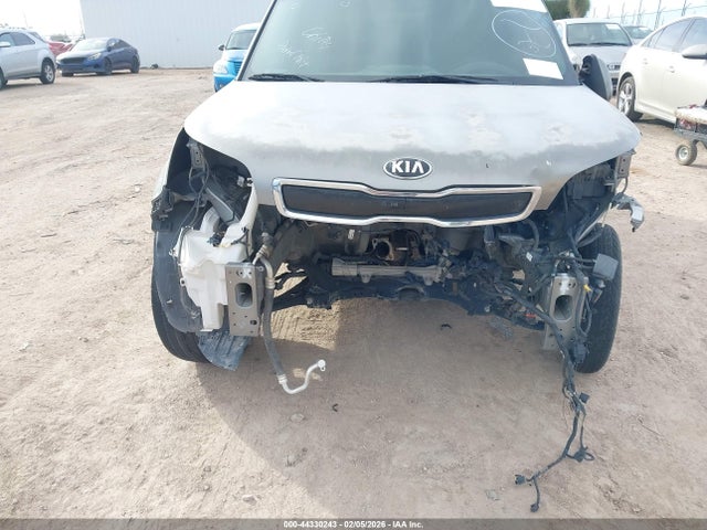 Продажа на аукционе авто 2015 Kia Soul +, vin: KNDJP3A58F7166763, номер лота: 44330243