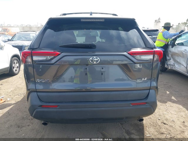 Toyota RAV4 LE 2019 2T3H1RFV0KC012687 Image 17