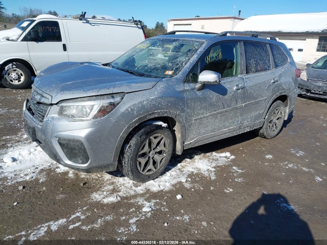 44330318 :رقم المزاد ، JF2SKAEC5KH544396 vin ، 2019 Subaru Forester Premium مزاد بيع