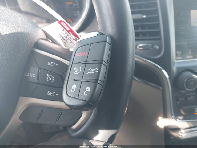 2017 JEEP GRAND CHEROKEE 1C4RJFBG9HC810500 Photo 10