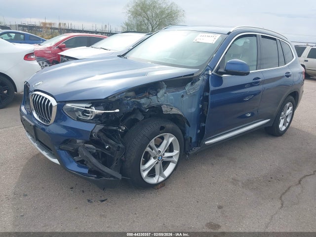 2020 BMW X3 5UXTY5C0XLLE57966 Photo 1