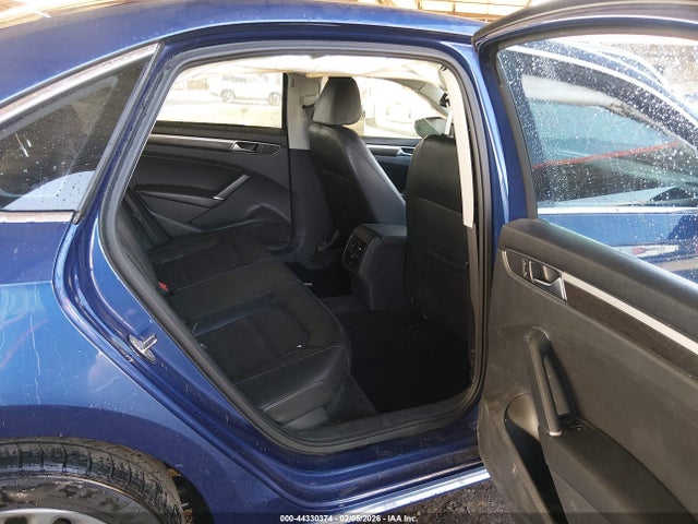 1VWBS7A3XGC023893 Volkswagen Passat 1.8t Se
