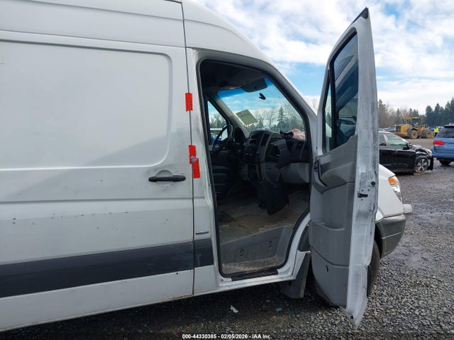 2012 Mercedes-benz Sprinter 2500 High Roof მანქანა იყიდება აუქციონზე, vin: WD3PE8CB7C5688849, აუქციონის ნომერი: 44330385