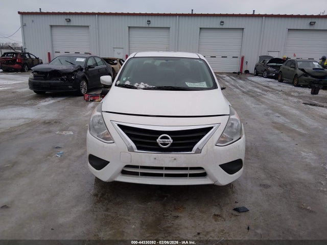 3N1CN7AP5JL822965 Nissan Versa 1.6 Sv