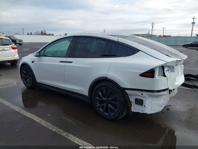 2023 TESLA MODEL X 7SAXCAE5XPF365297 Photo 2