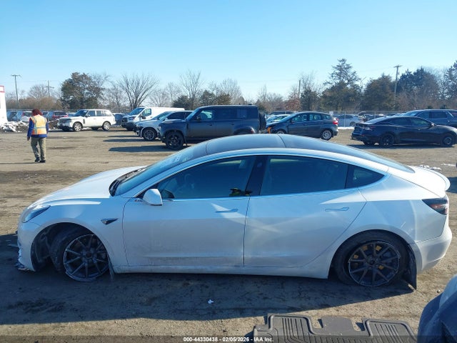 Tesla Model 3 Performance Dual Motor All-wheel Drive 2020 5YJ3E1ECXLF601770 Image 14