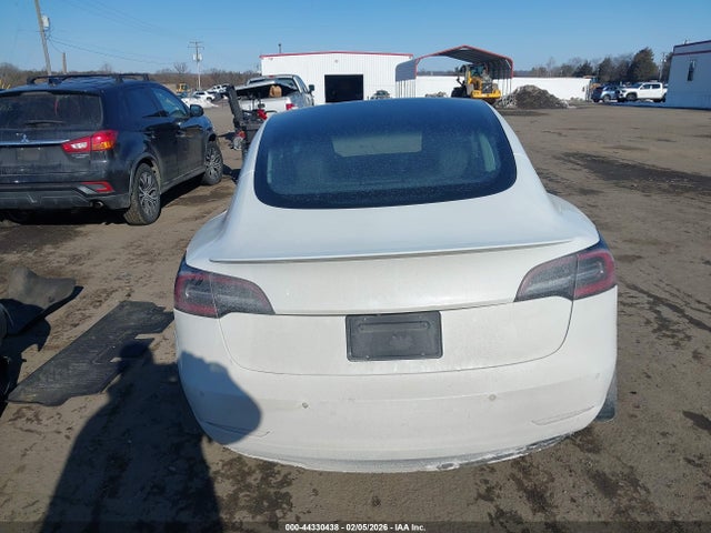 Tesla Model 3 Performance Dual Motor All-wheel Drive 2020 5YJ3E1ECXLF601770 Image 16