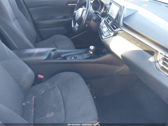 2018 TOYOTA C-HR NMTKHMBX5JR031728 Photo 4