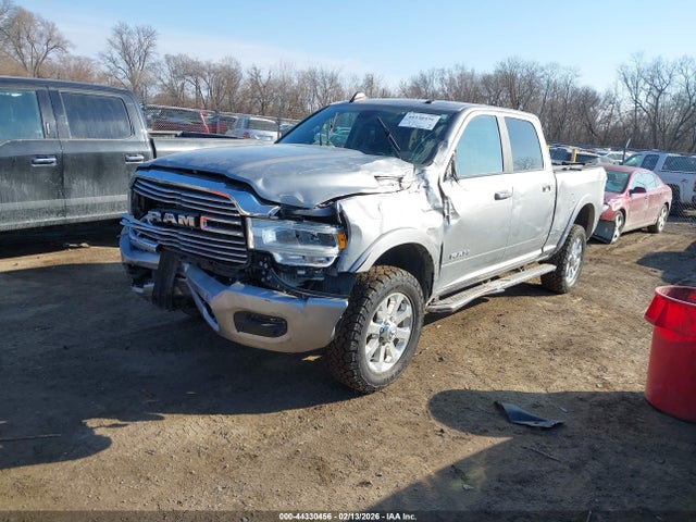 Продажа на аукционе авто 2022 Ram 2500 Laramie  4x4 6'4 Box, vin: 3C6UR5FL9NG410893, номер лота: 44330456