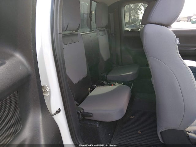 5TFRX5GN6JX110027 Toyota Tacoma Sr
