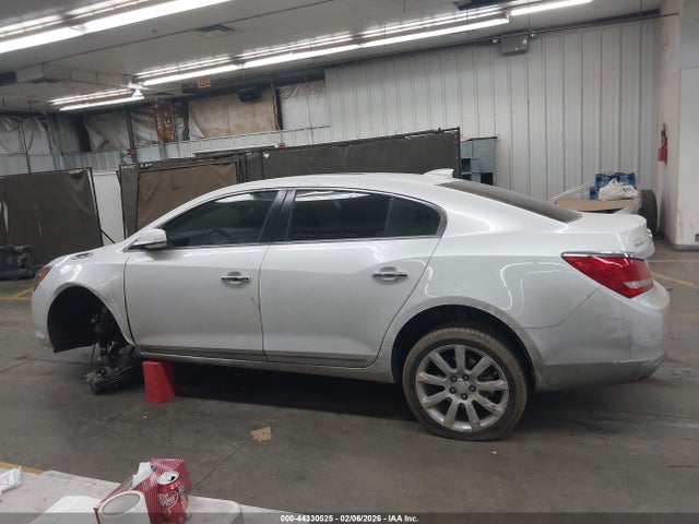 Buick Lacrosse Premium I 2016 1G4GD5G34GF259237 Image 14