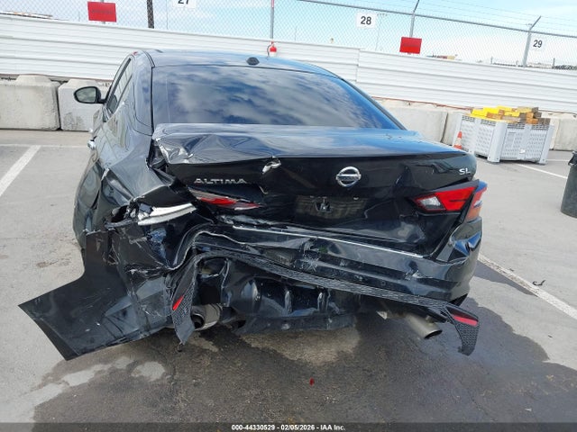 1N4BL4EVXNN415189 Nissan Altima Sl Fwd
