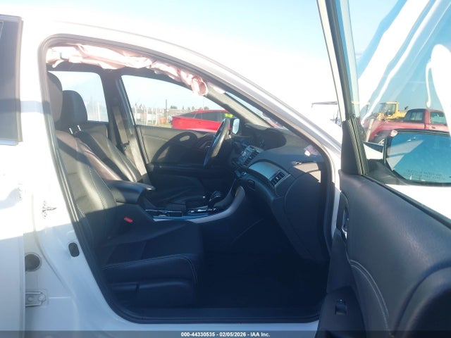 1HGCR2F50GA135261 Honda Accord Sport