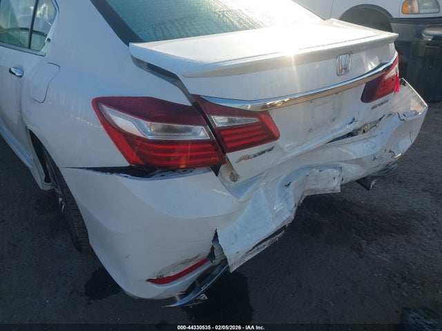 1HGCR2F50GA135261 Honda Accord Sport