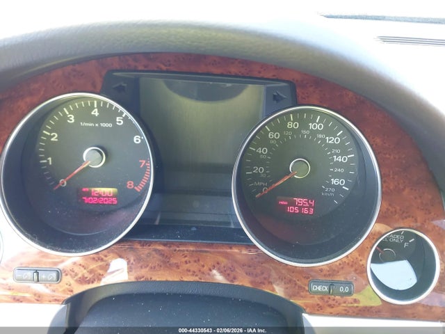 2010 AUDI A8 L WAURVAFA1AN008575 Photo 6