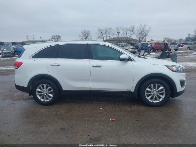 5XYPGDA38HG215500 KIA Sorento 2.4l Lx