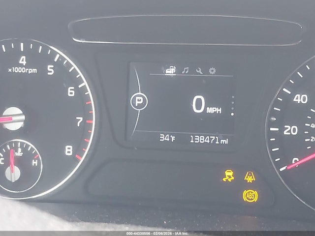 5XYPGDA38HG215500 KIA Sorento 2.4l Lx