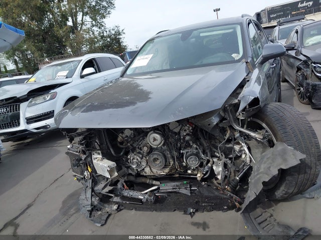 Audi Q7 3.0t Premium 2018 WA1VABF77JD044228 Image 11